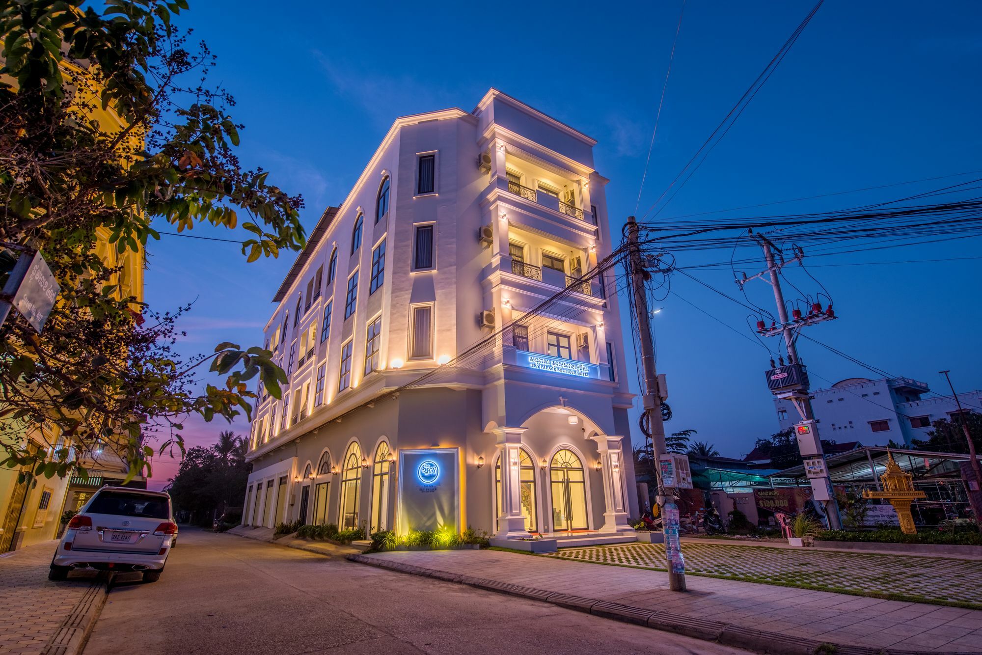 Sky Palace Boutique Hotel Battambang Exterior photo